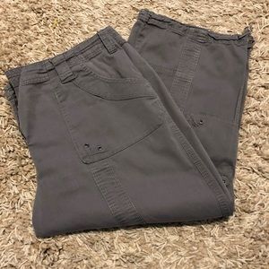 Style & Co. Gray Capri pant size 14